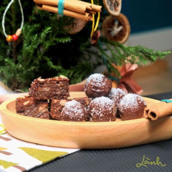 Combo Vegan Snickers Truffles và Vegan Chocolate Brownies